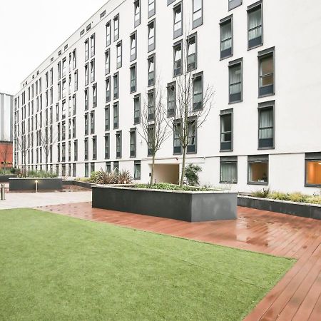 Sterling Court In Wembley Apartment London Exterior photo