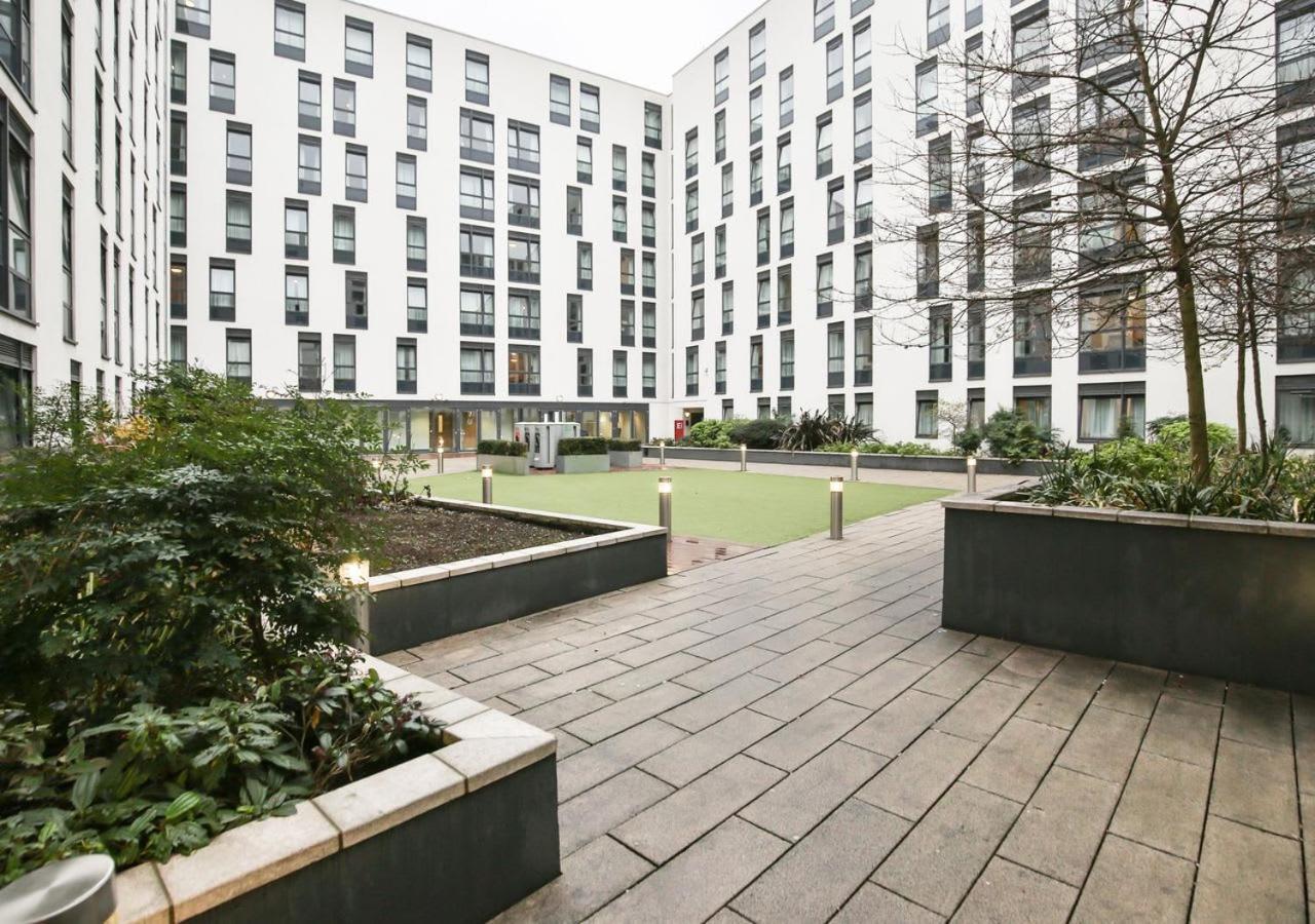 Sterling Court In Wembley Apartment London Exterior photo