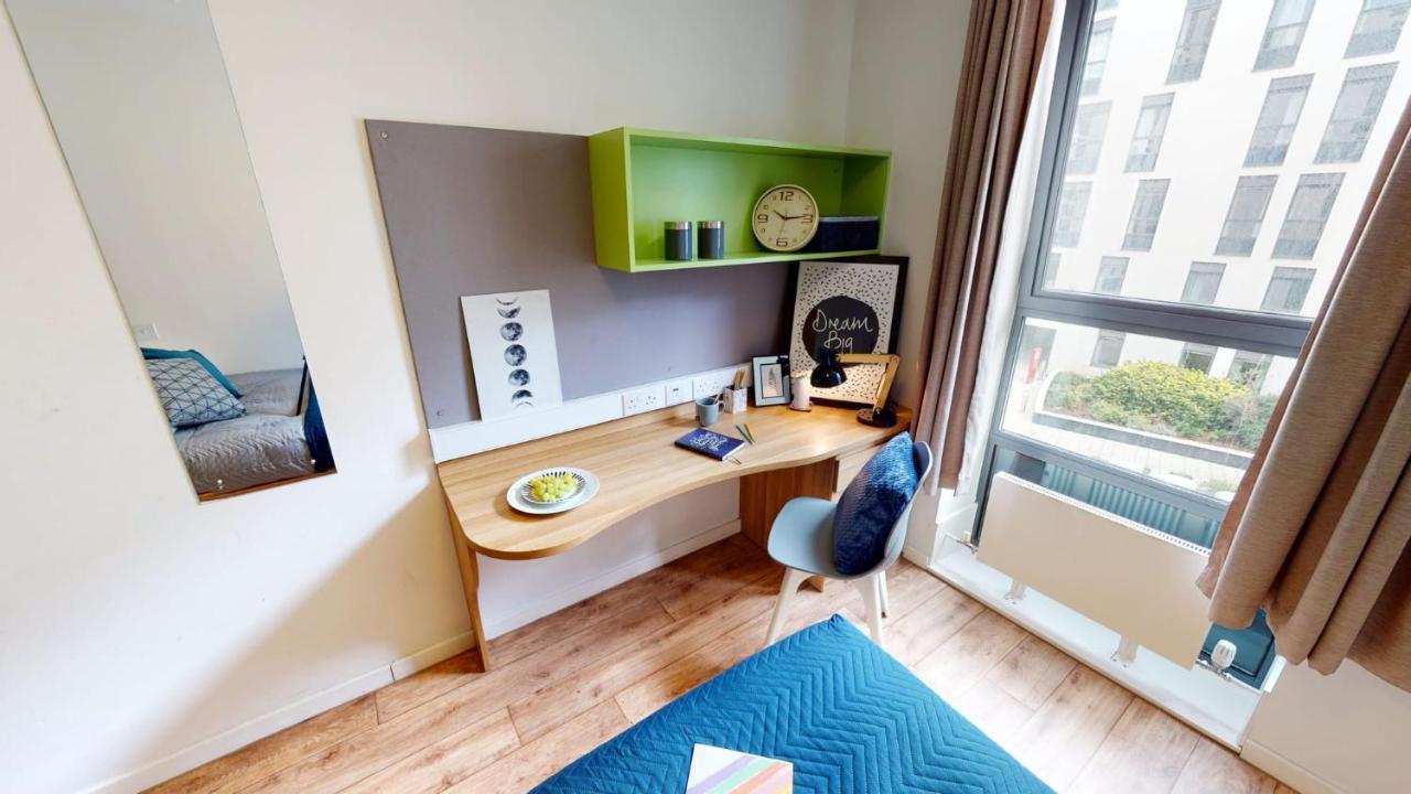 Sterling Court In Wembley Apartment London Exterior photo